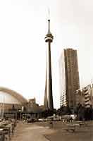 Canada’s National tower – самая высокая башня в мире.